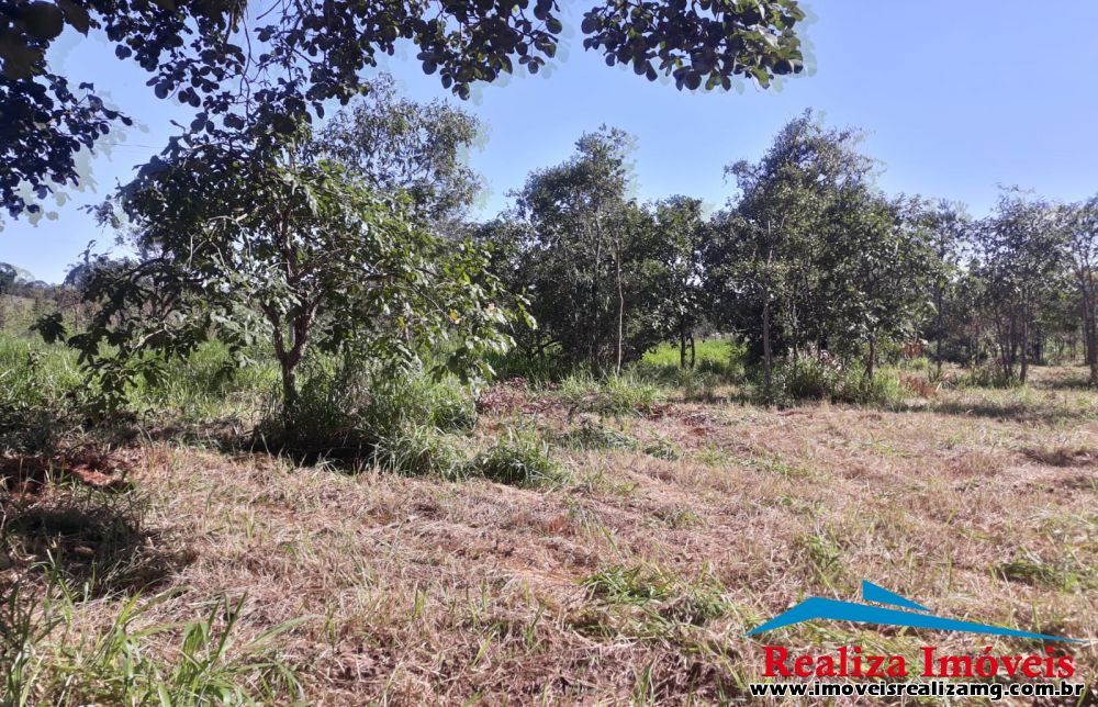 Lote para Comprar em Balneário da Lagoa - Martinho Campos - MG