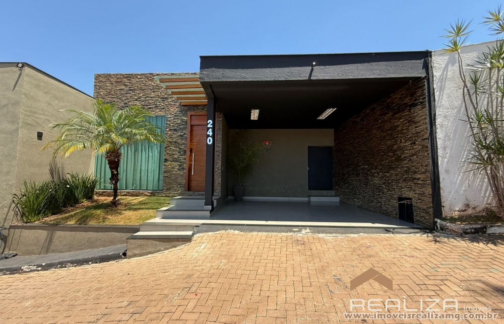 Casa a venda em Pará de Minas