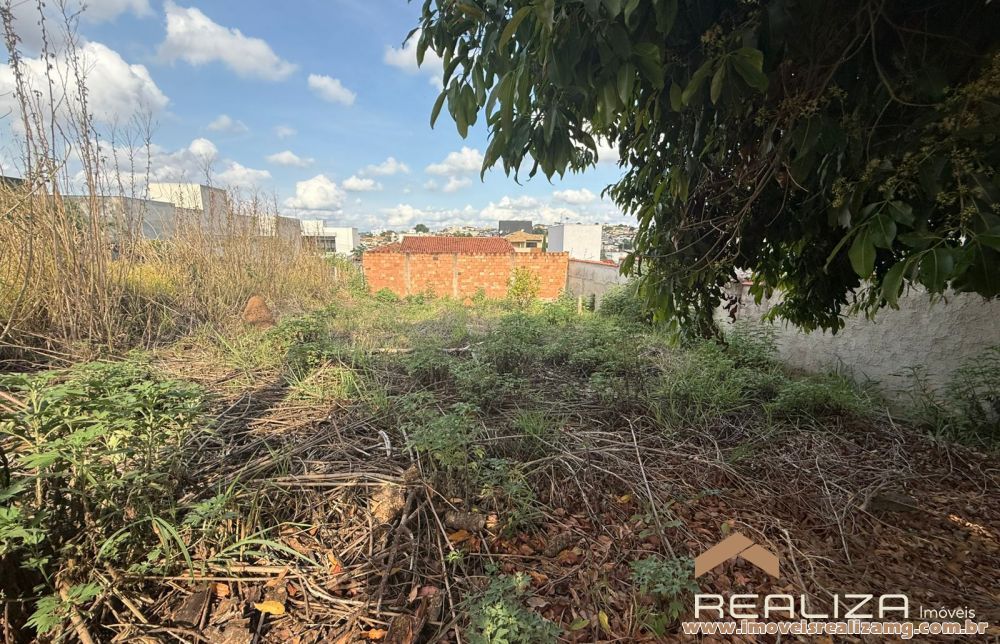 Lote/Terreno a venda em Pará de Minas