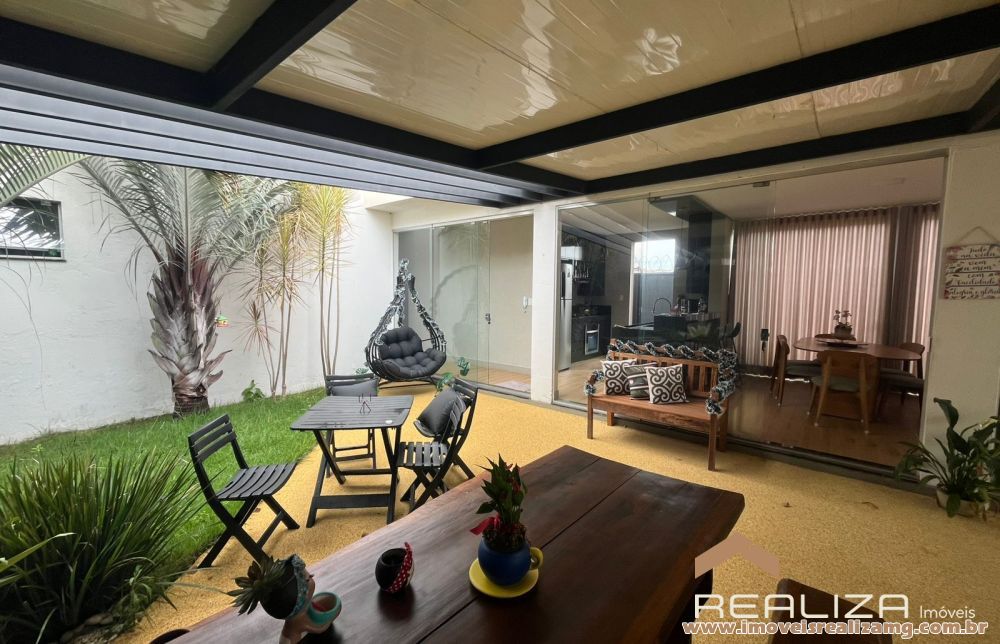 Casa a venda em Pará de Minas