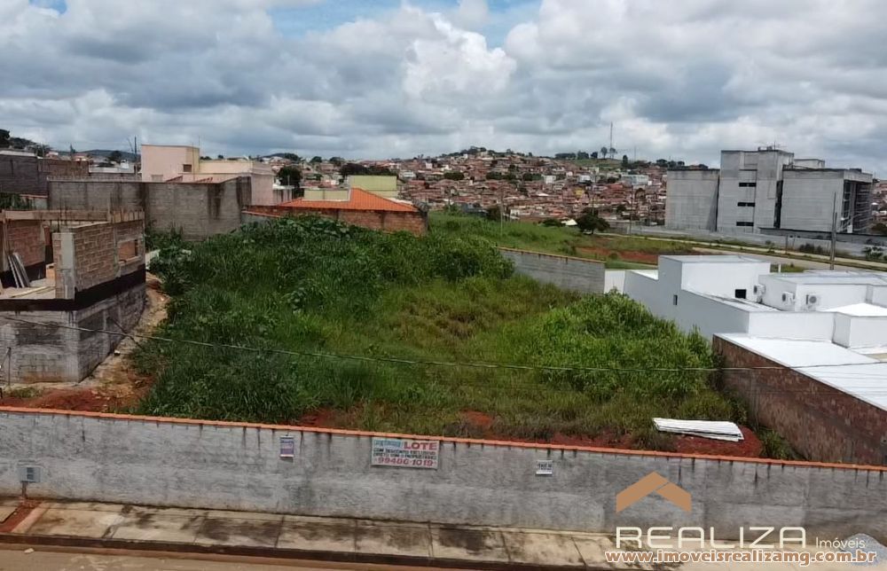 Lote/Terreno a venda em Pará de Minas
