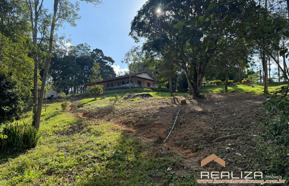 Sítio a venda em Florestal